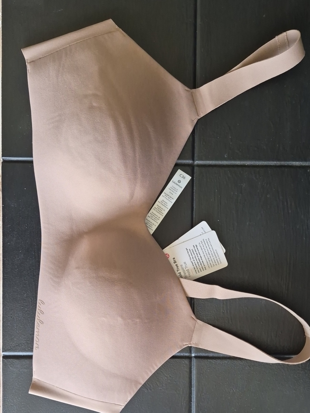 lululemon athletica Hold TRUE Bra, 36C